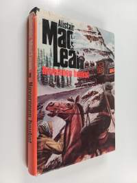 Navaronen haukat : Jatko romaanille Navaronen tykit