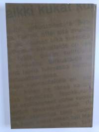 Risusavotta : kansanfilosofin maailmanparannusta vuosilta 1969-2015 (signeerattu, tekijän omiste)