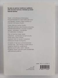 Linnut liitävi sanoja : romanttinen tietokirja suomalaisesta lintuperinteestä