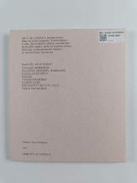 Näköisveistos ruumiskirstusta : runoja