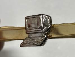 PC-tietokone (Mikro-Mikko?) -solmioneula