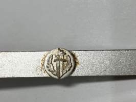 Poliisi -solmioneula