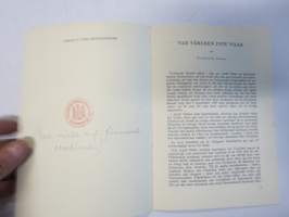 Vad världen in ville - Hitlers fredsanbud 1933-1939, saksalaista propagandaa, jossa esitellään Hitlerin rauhanpyrkimyksiä, huomaa käsinkirjoitettu lisäys
