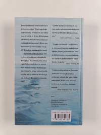 Tummien perhosten koti