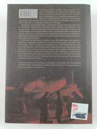 Yöt pommittajavirrassa : muistelmat 1920-1950