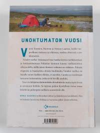 Vuoden vaellus : elämää Pohjolan erämaissa - Elämää Pohjolan erämaissa (signeerattu, tekijän omiste)