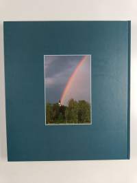 Rakentaen ja rukoillen : Nurmon seurakunnan juhlakirja