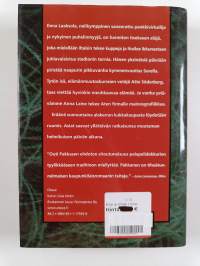 Pelistä pois : jännitysromaani