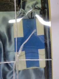 Suomi 75 - Spectrolite of Ylämaa - Handmade in Finland, Linnalippu Oy - pöytälippu pakkauksessaan, jalustassa hopealaatta, käyttämätön