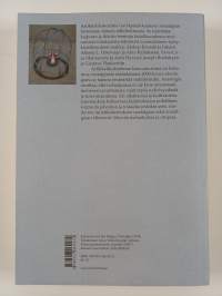 Nostalgia : kirjoituksia kaipuusta, ikävästä ja muistista