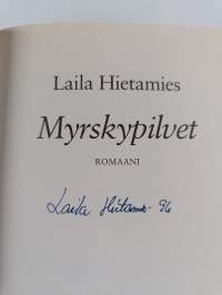 Myrskypilvet : romaani (signeerattu)