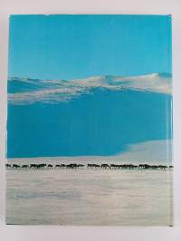 Suomen luonto 1-5 : Tunturit ; Metsä ; Suot ; Vedet ; Asuttu maa