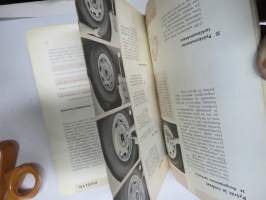 Volvo Amazon 2- ja 4-ovinen henkilöauto (121/122 S F ja L) rakenne, käyttö, huolto -käyttöohjekirja, painettu 12.65 eli alkaen vuosimallista 1966