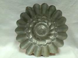 Metallivuoka seinälle Tagus Portugal