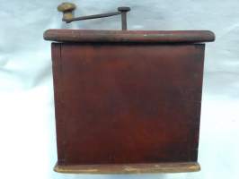 Suuri wanha kahvimylly