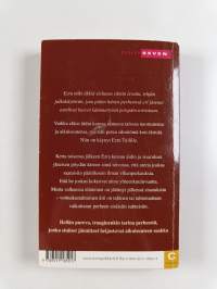 Päivällinen Koti-ikävän ravintolassa