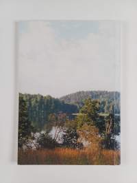 Sain Karjalan takaisin : kesämökkiläisenä Laatokan Karjalassa (signeerattu, tekijän omiste)