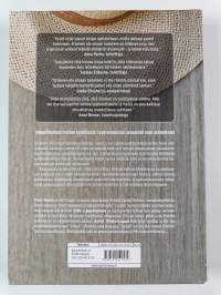 Erilainen ote omaan talouteen : vapaus, onni ja hyvä elämä