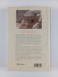 Aarre saviastioissa : Qumranin tekstit avautuvat