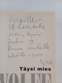 Täysi mies (suomentajan signeeraama omiste)