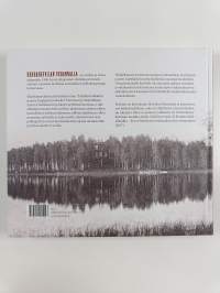 Herrashuvilan verannalla