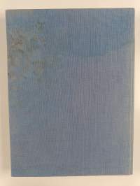 Lentäen yli neljän maanosan