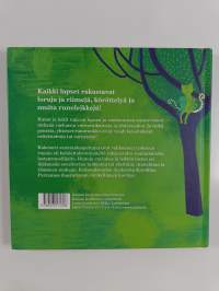 Riimikissa kikattaa : runohetkiä pienille