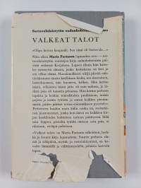 Valkeat talot