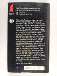 Rikos yhdistää : 15 rikoskertomusta