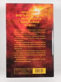 Ilkka Remes -setti (24 kirjaa) : Shokkiaalto ; Ikiyö ; Ruttokellot ; Pimeyden sydän ; Hiroshiman portti ; Teräsleijona ; Kremlin nyrkki ; Isku ytimeen ; Pääkallok...