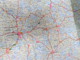 Teboil Suomi-Finland maanteiden yleiskartta, sisältää huoltoasemaluettelon ja polttoaineautomaatit