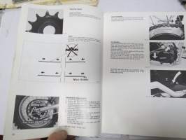 Husqvarna 250 CR, 390 CR motorcycle - Owner´s manual, käyttöohjekirja, englanninkielinen