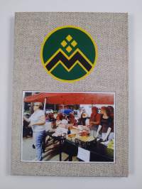 Maan siunaus, tahto ja kätten taito : Kertomus Pihlajalahden Maa- ja kotitalousseuran ja sen edeltäjien toiminnasta (signeerattu, tekijän omiste)