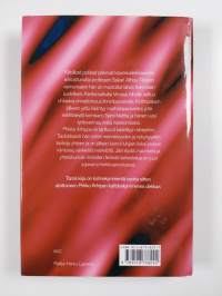 Verta veitsen terällä : jännitysromaani