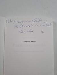 Punakoneen alasajo : pikakuvia vallanvaihdoksesta ajan ja maan tasalta (signeerattu, tekijän omiste)