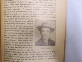 Minnesskrift över Närpes sockens deltagande i frihetskriget år 1918 -närpiöläisten osuus Vapaussodassa julkaissut pastori Tor Krook, omiste tohtori Uno A. Fleege´lle