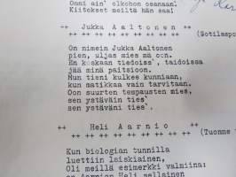 Turun Suomalaisen Yhteiskoulun VIII C (8E) -luokan Kronikka v. 1951, Jukka aaltonen, Heli Aarnio, Raili Alanen, Maija-Liisa Blomqvist, Hilkka Hietala...