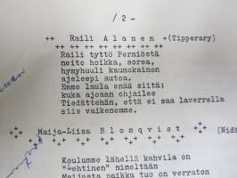 Turun Suomalaisen Yhteiskoulun VIII C (8E) -luokan Kronikka v. 1951, Jukka aaltonen, Heli Aarnio, Raili Alanen, Maija-Liisa Blomqvist, Hilkka Hietala...