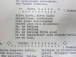 Turun Suomalaisen Yhteiskoulun VIII C (8E) -luokan Kronikka v. 1951, Jukka aaltonen, Heli Aarnio, Raili Alanen, Maija-Liisa Blomqvist, Hilkka Hietala...