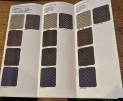 BMW  316, 318 i, 320 i ja 323 i farben  und polster. colour and upholstery.