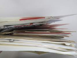 Kaarina SKDL + SDP (+ vähän muidenkin puolueiden) vaalimateriaalia 1960 ja -70 luvuilta, erä