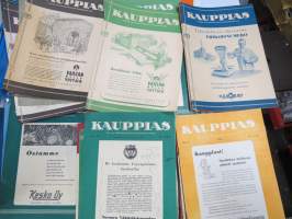 Kauppias -lehtiä noin 40 kpl erä vv. 1942-53, lehdissä runsas sisältö ja ajankuvaa, paljon mainoksia, tuotemerkkejä, asia-artikkeleita, pula-ajan asiaa yms.