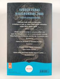 Tyttö joka leikki tulella