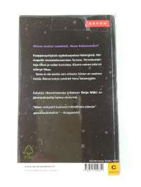 Satakieli lauloi yöllä : jännitysromaani