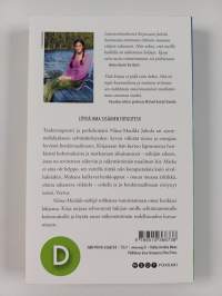 Niina-Matilda - näkijä I : Elämänpolulla henkien kanssa