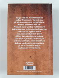 Väinämöinen : tietäjä tien päällä