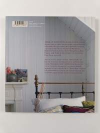 Virkkaa uusvanhaa : 30 viehkeää vintage-ohjetta