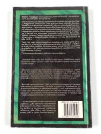 Ei ihmistä vastaan : hengellisen sodankäynnin kolme aluetta : ihmismieli, seurakunta ja näkymätön maailma