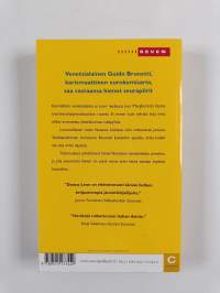 Kuolema väärissä vaatteissa