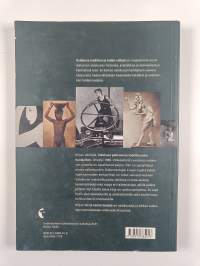 Valokuva tradition ja toden välissä